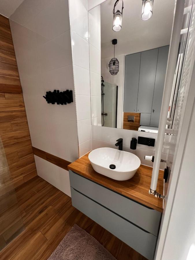 Butikowy Apartament Konin Конин Экстерьер фото